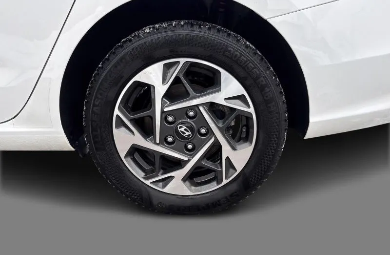 HYUNDAI i30 i30 1.5 DPI Pure