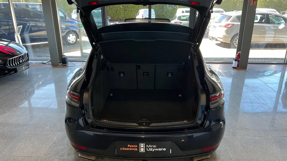 PORSCHE Macan Macan