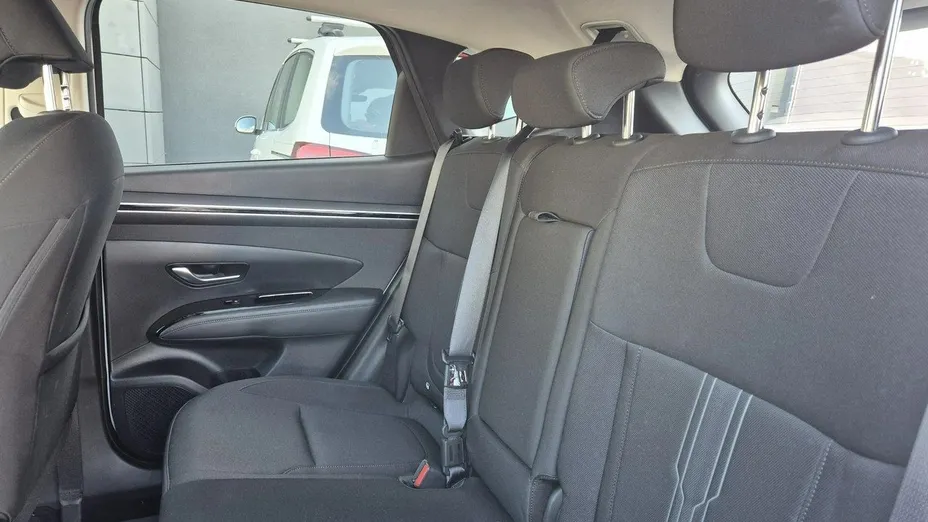 HYUNDAI Tucson Tucson 1.6 T-GDi HEV Smart 2WD aut