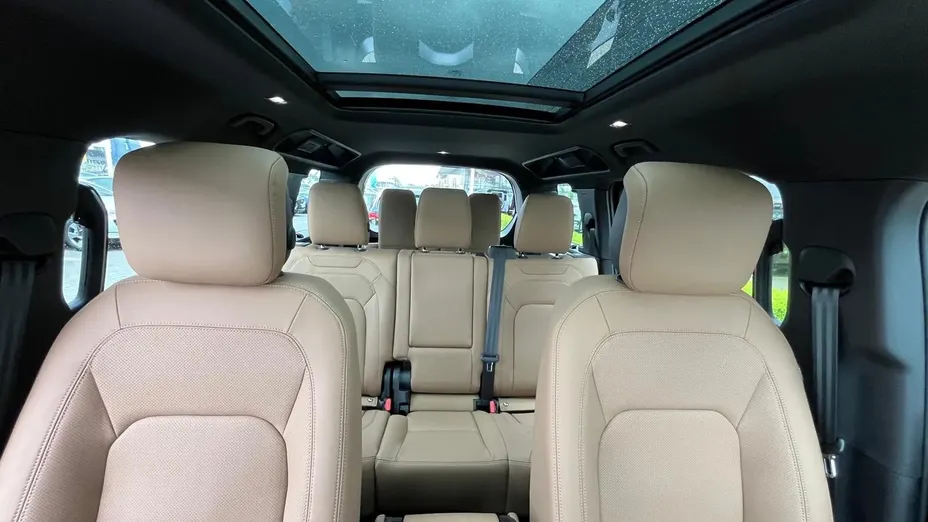 LAND ROVER Defender Defender 110 3.0 D250 mHEV X-Dynamic HSE