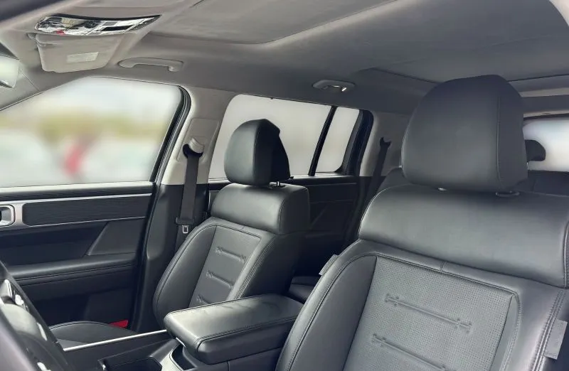 HYUNDAI Santa Fe Santa Fe 1.6 T-GDI HEV Platinum 4WD aut