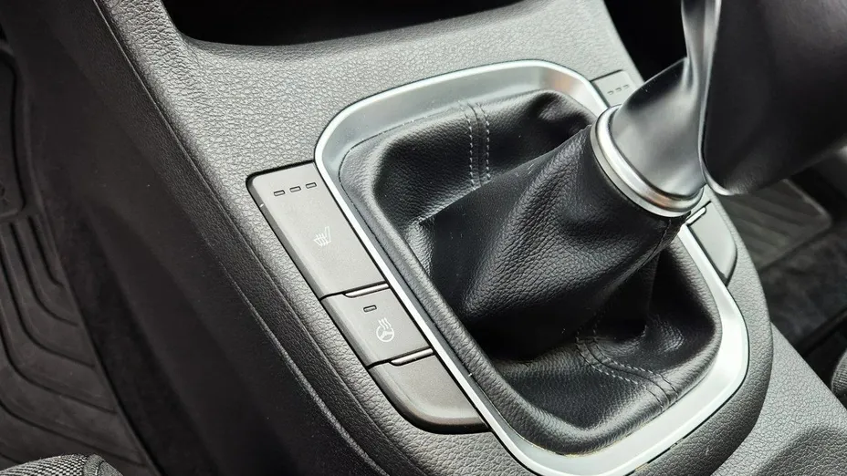 HYUNDAI i30 i30 1.0 T-GDI Smart