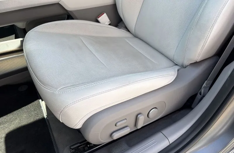 HYUNDAI Ioniq 6 Ioniq 6 77kWh Uniq