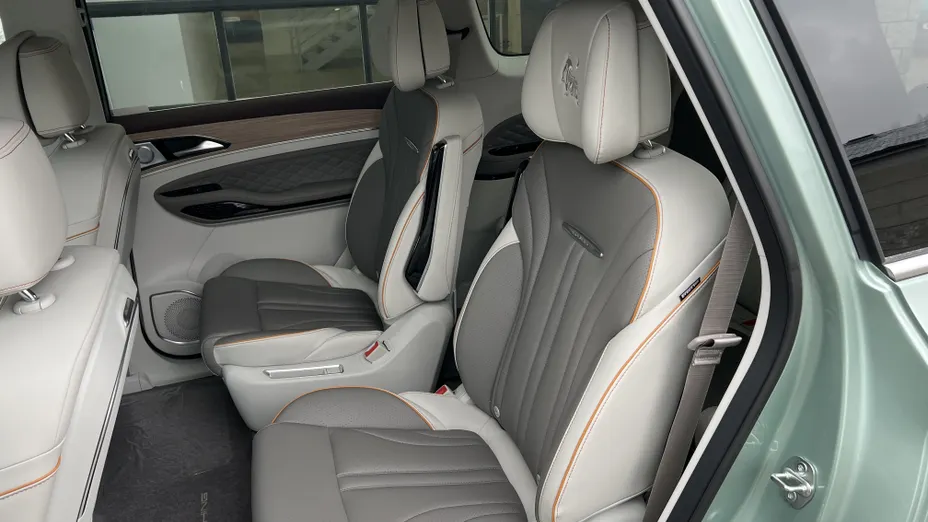 FORTHING U-Tour U-Tour 1.5 DVVT GDI DCT Nowy