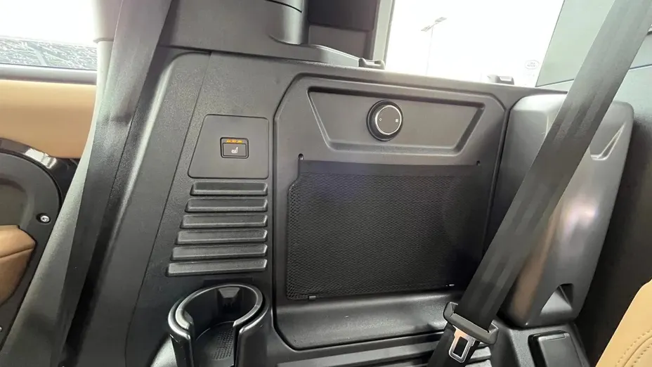 LAND ROVER Defender Defender 110 3.0 D250 mHEV X-Dynamic HSE