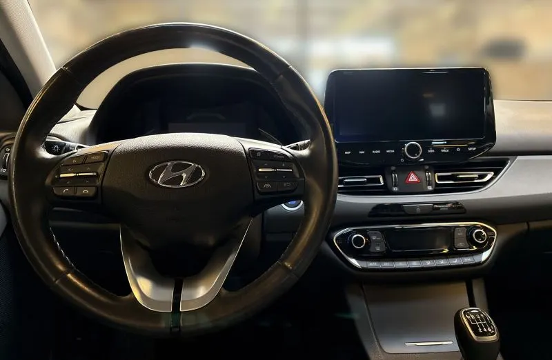 HYUNDAI i30 i30 1.5 T-GDI 48V Executive