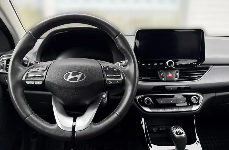 HYUNDAI i30 i30 1.5 DPI Pure