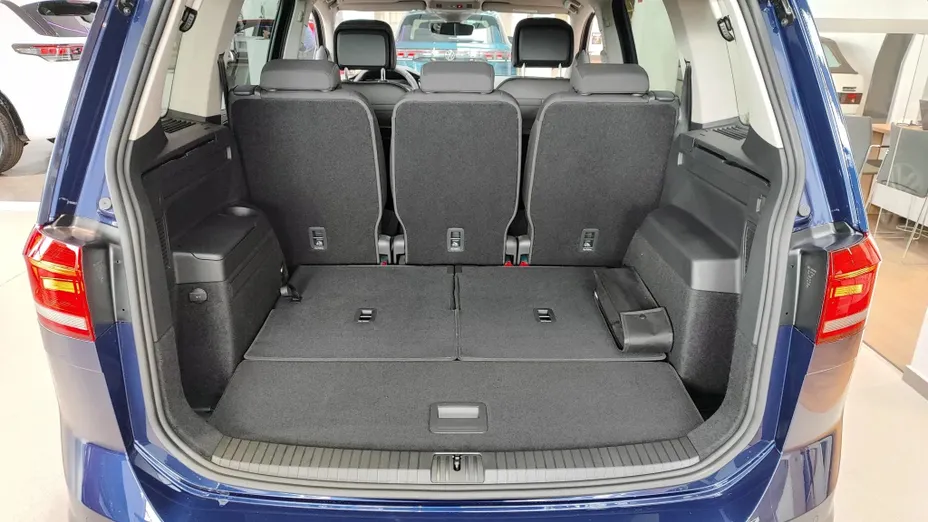 VOLKSWAGEN Touran Touran 1.5 TSI EVO Highline DSG Nowy