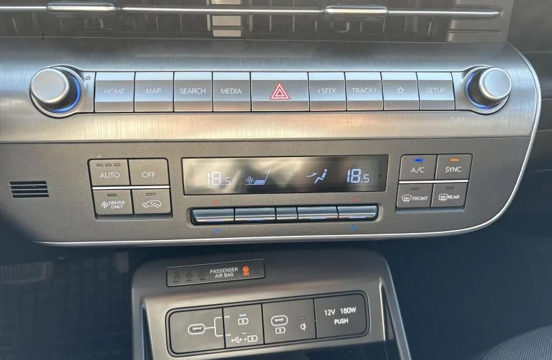 HYUNDAI Kona Kona 1.6 GDI Hybrid Executive DCT