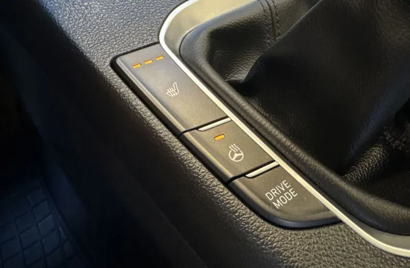 HYUNDAI i30 i30 1.5 T-GDI 48V Executive