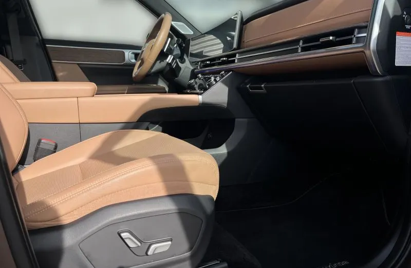 HYUNDAI Santa Fe Santa Fe 1.6 T-GDI PHEV Platinum 4WD aut 7os.