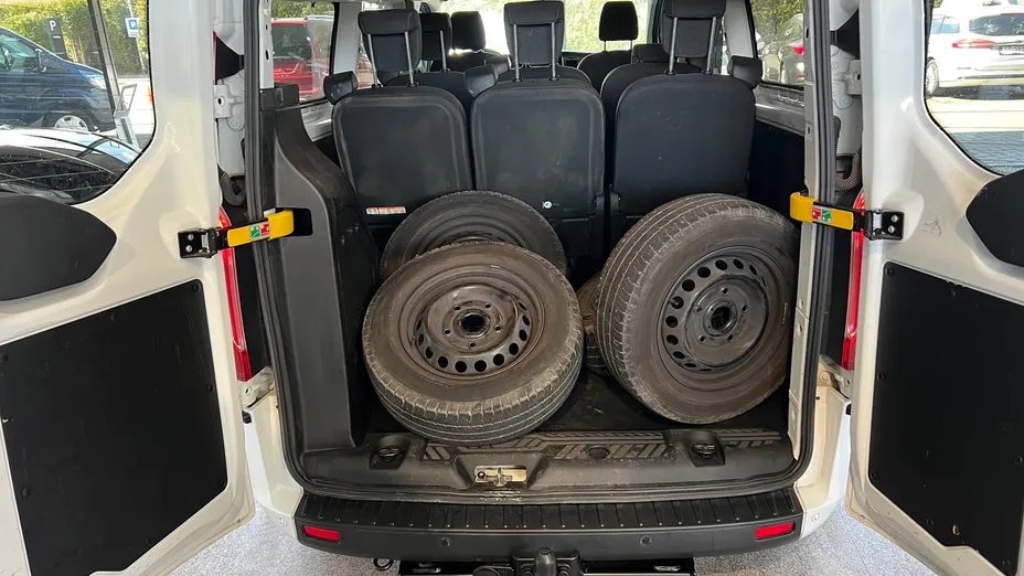 FORD Transit Custom Transit Custom Kombi 320 L2H1 Trend