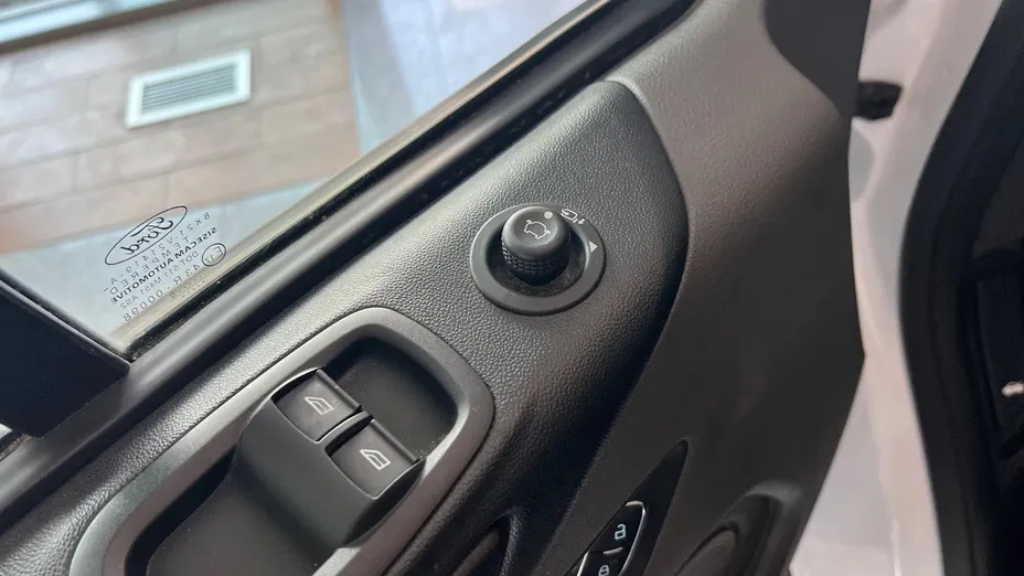 FORD Transit Custom Transit Custom 300 L2H1 Ambiente