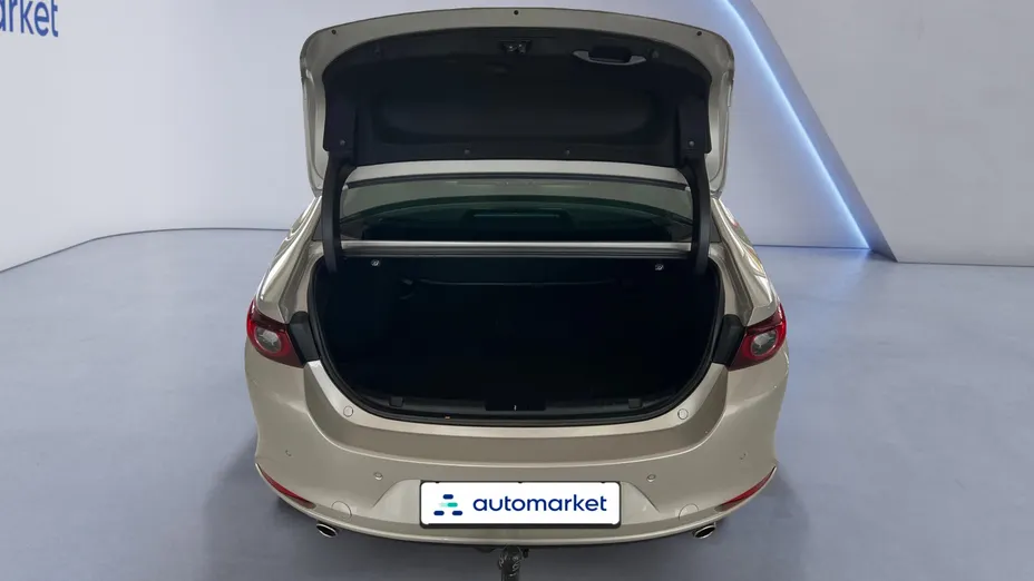 MAZDA 3 3 2.0 mHEV Kanjo aut