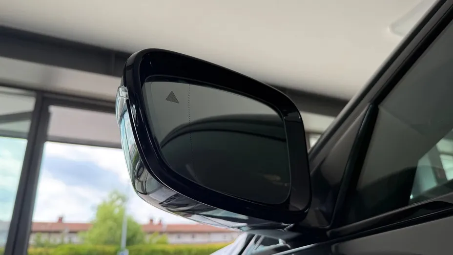 BMW Seria 5 520d M Sport sport-aut