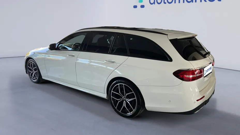 MERCEDES-BENZ E Klasa E 300 de AMG