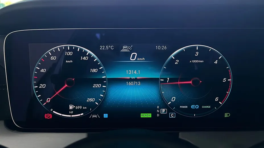 MERCEDES-BENZ E Klasa E 300 de AMG