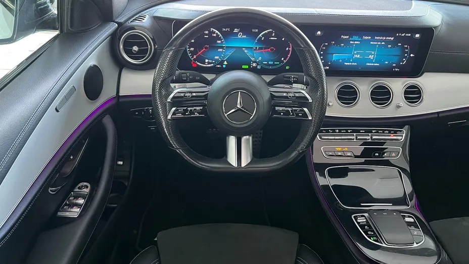 MERCEDES-BENZ E Klasa E 300 de AMG