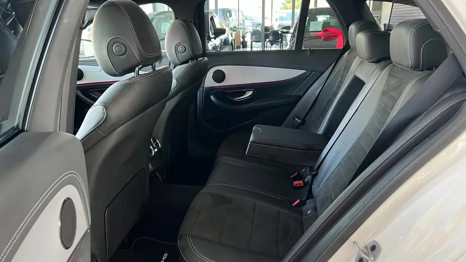 MERCEDES-BENZ E Klasa E 300 de AMG
