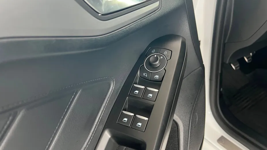FORD Focus Focus 1.0 EcoBoost mHEV ST-Line