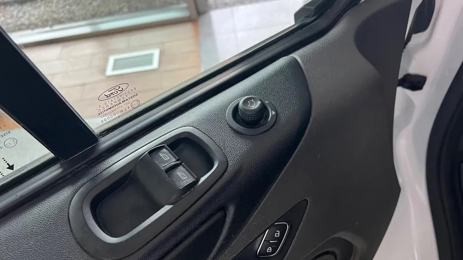 FORD Transit Custom Transit Custom 300 L1H1 Trend