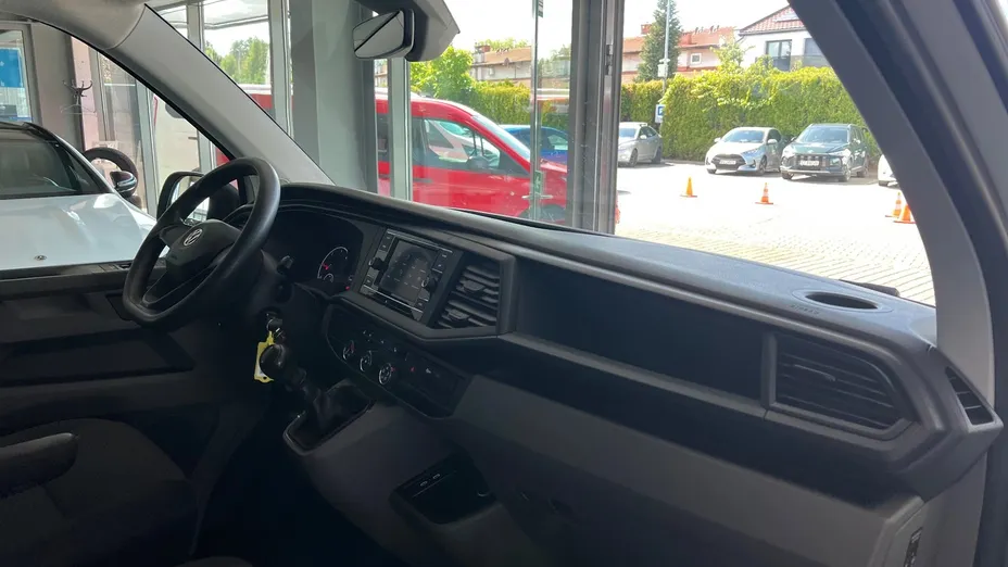 VOLKSWAGEN Transporter Transporter T6.1 TDI L2H1 Plus Trendline