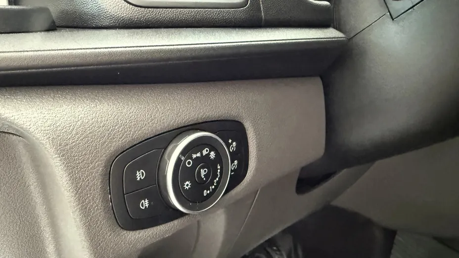 FORD Transit Custom Transit Custom 300 L2H1 Trend (bryg.)