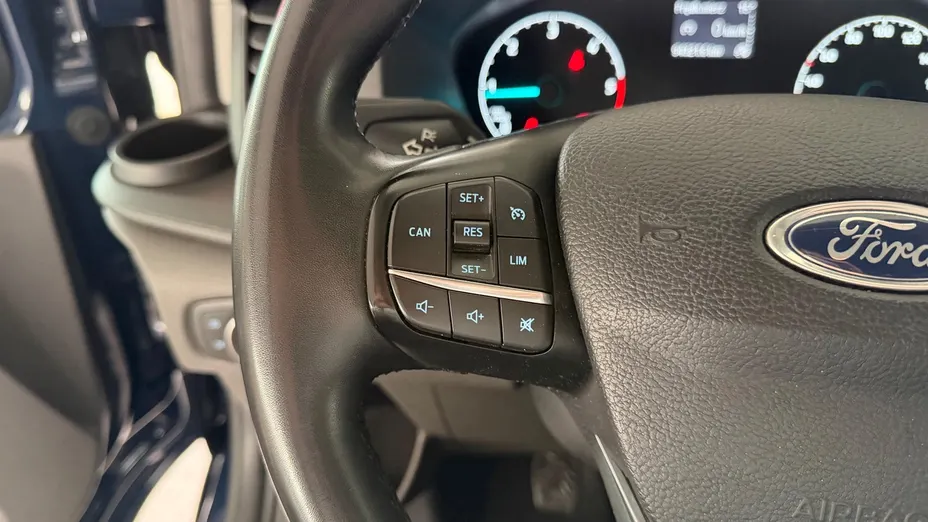 FORD Transit Custom Transit Custom Kombi 320 L2H1 Trend