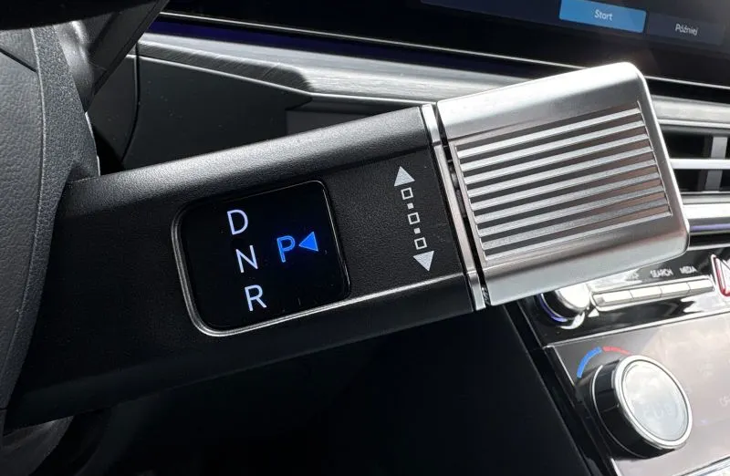 HYUNDAI Santa Fe Santa Fe 1.6 T-GDI HEV Platinum 4WD aut