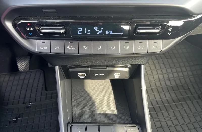 HYUNDAI i20 i20 1.2 Modern