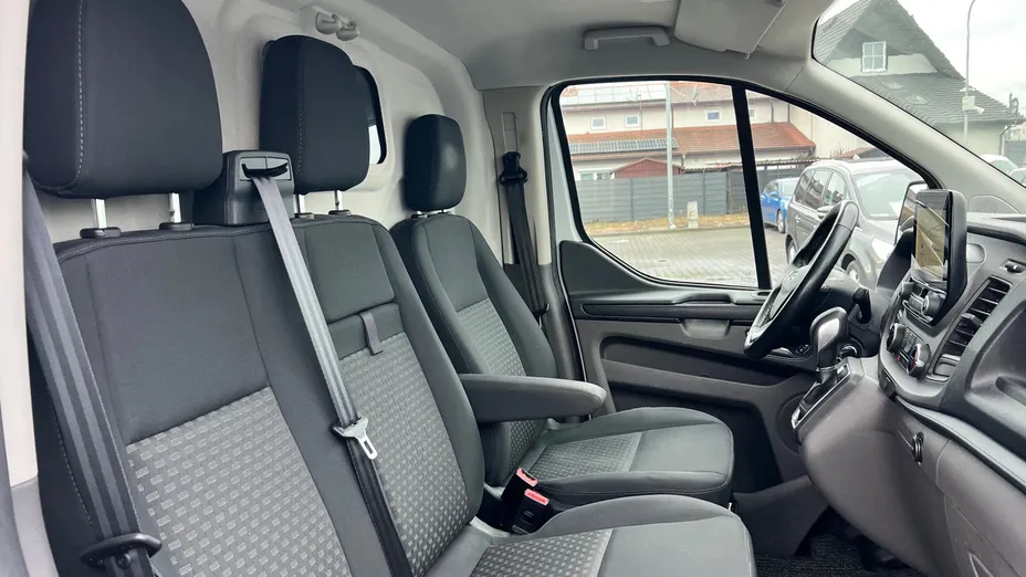 FORD Transit Custom Transit Custom 320 L2H2 Trend Aut.