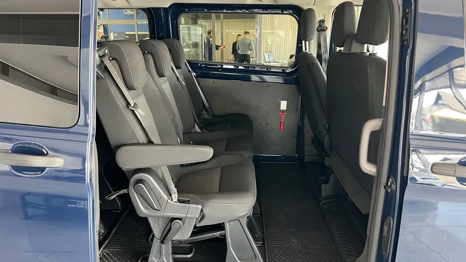 FORD Transit Custom Transit Custom Kombi 320 L2H1 Trend