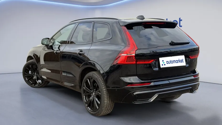 VOLVO XC60 XC60 B5 B AWD Plus Black Edition aut