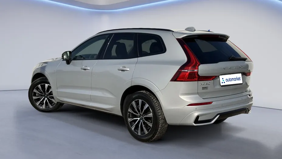 VOLVO XC60 XC60 B4 D AWD Plus Dark aut