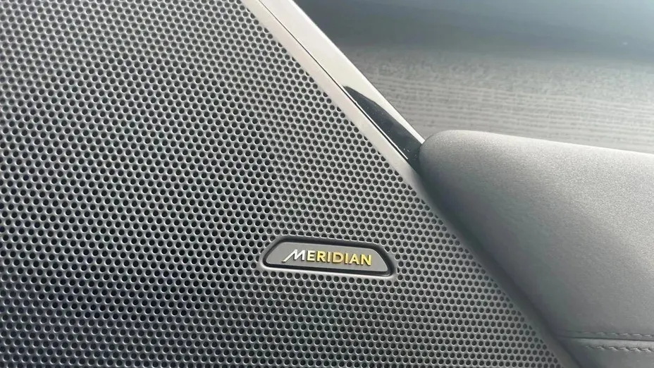 LAND ROVER Range Rover Velar Velar 2.0 P400e PHEV Dynamic SE Nowy