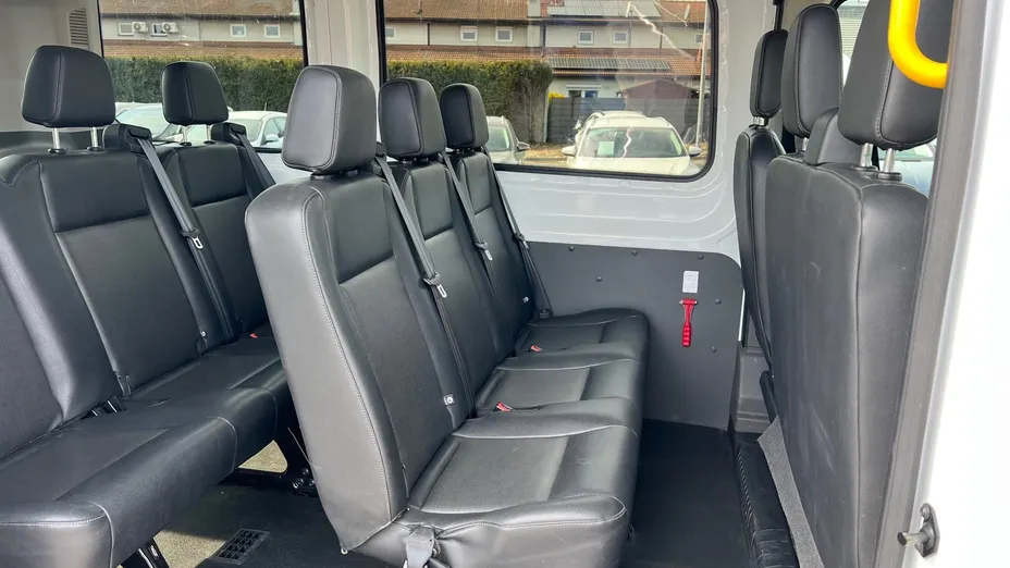 FORD Transit Transit Kombi 330 L2H2 Trend Aut.