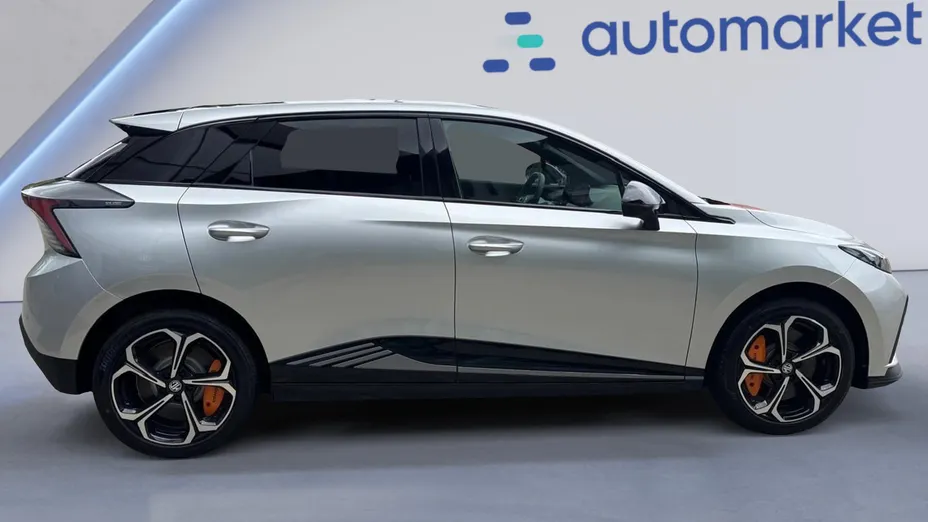 MG MG4 MG4 64kWh XPower 4x4 Nowy