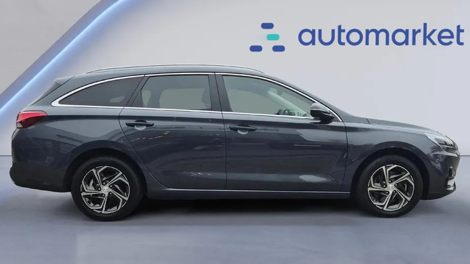 HYUNDAI i30 i30 1.0 T-GDI Smart