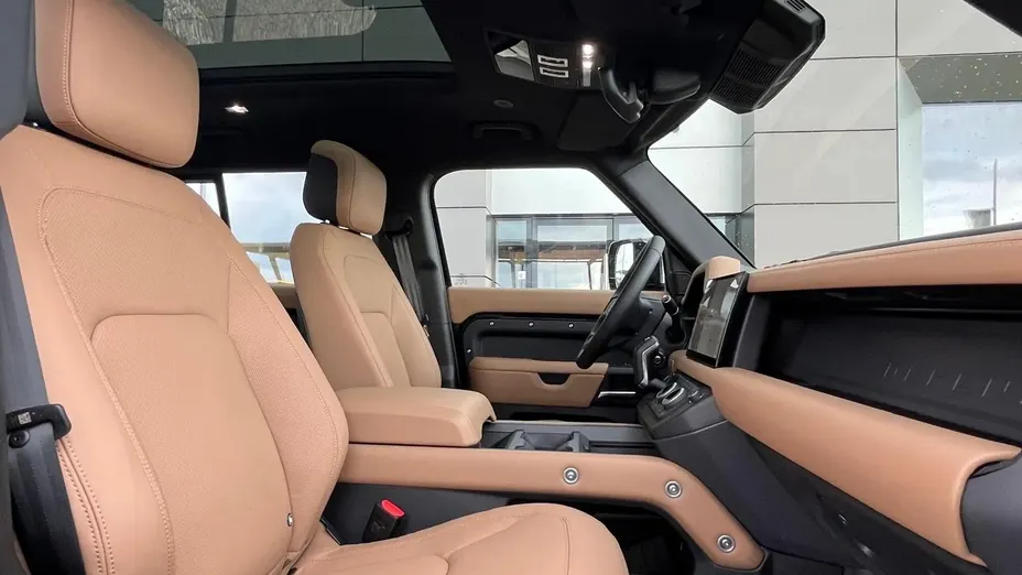 LAND ROVER Defender Defender 110 3.0 D250 mHEV X-Dynamic HSE