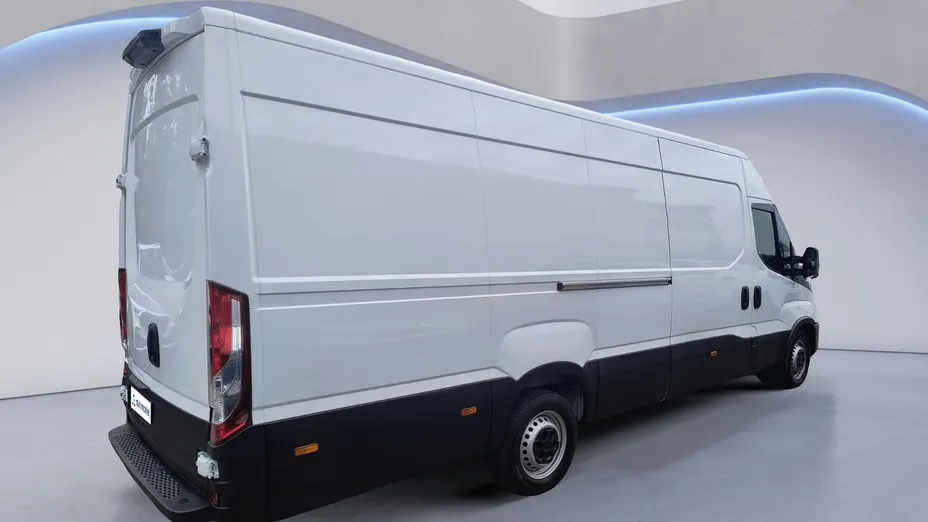IVECO Daily Daily 35S16 V (16m3)