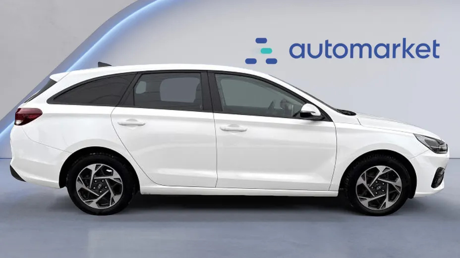 HYUNDAI i30 i30 1.5 DPI Pure