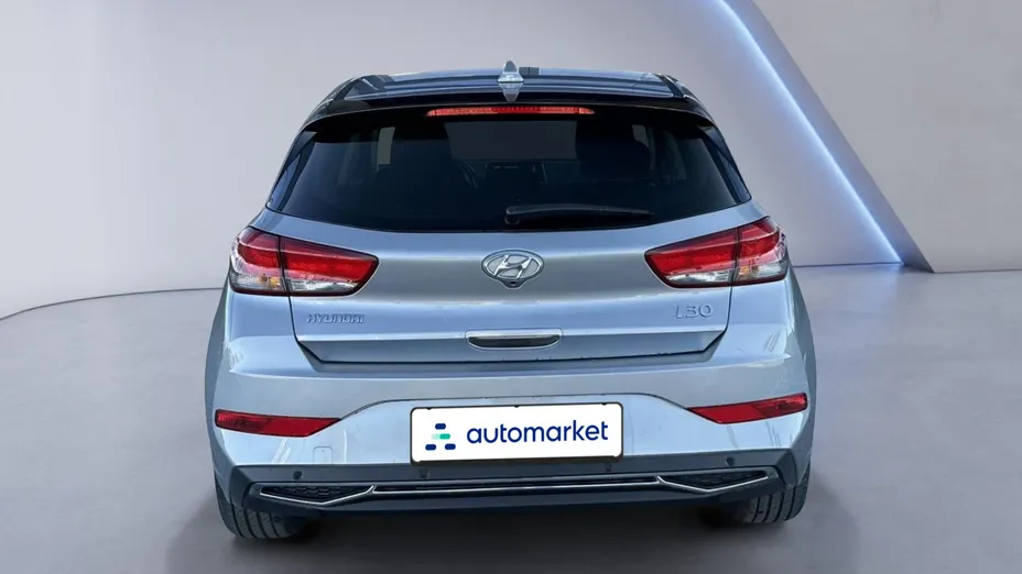HYUNDAI i30 i30 1.0 T-GDI Smart