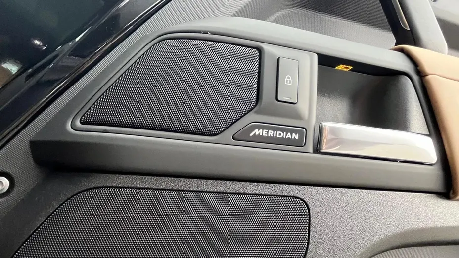 LAND ROVER Defender Defender 110 3.0 D250 mHEV X-Dynamic HSE