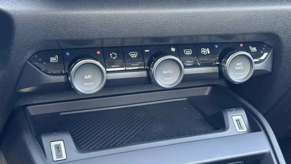 CITROEN C4 X C4 X 1.2 mHEV Plus eDCT6