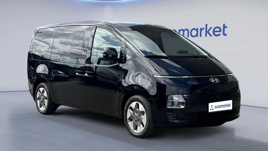 HYUNDAI Staria Staria 1.6 T-GDI HEV Smart VIP aut