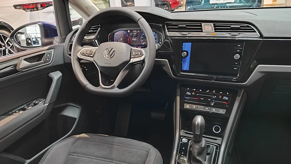 VOLKSWAGEN Touran Touran 1.5 TSI EVO Highline DSG Nowy