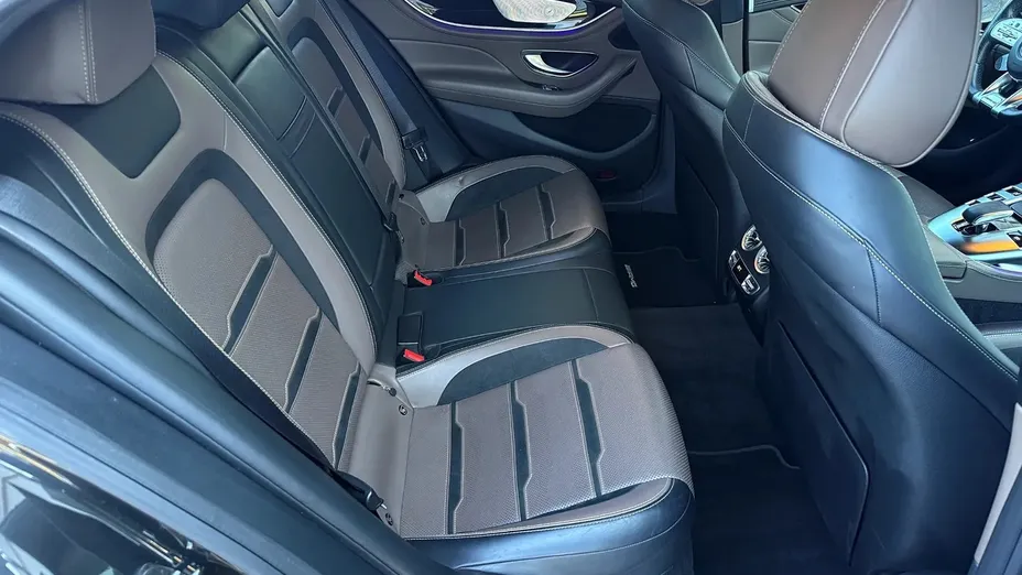 MERCEDES-BENZ AMG GT -