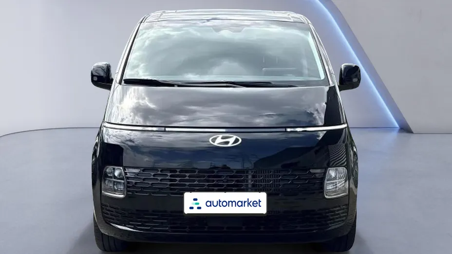 HYUNDAI Staria Staria 1.6 T-GDI HEV Smart VIP aut