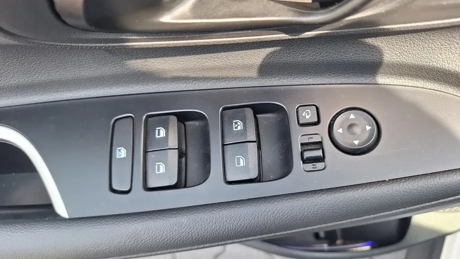 HYUNDAI Bayon Bayon 1.0 T-GDI Smart DCT