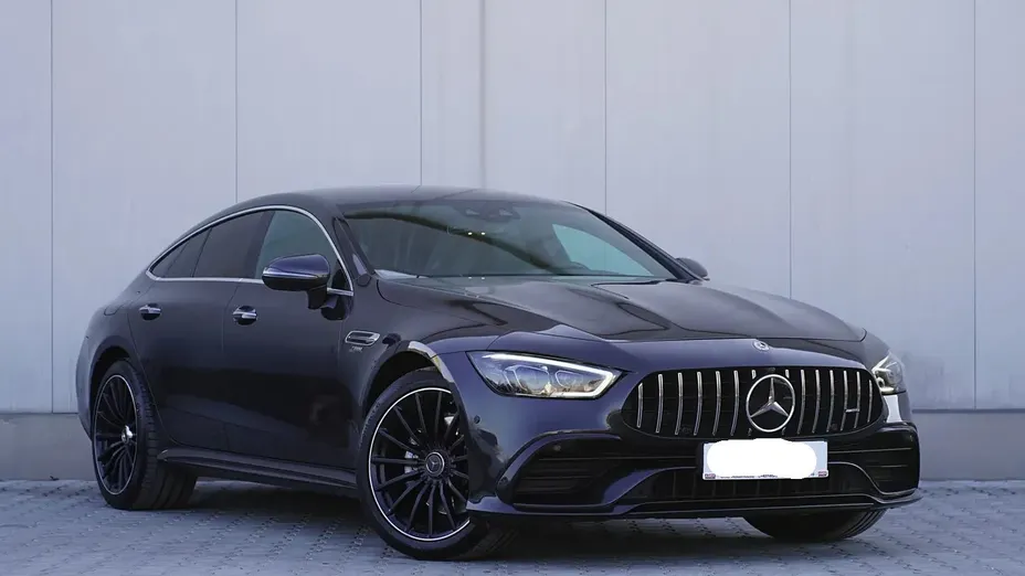 MERCEDES-BENZ AMG GT -